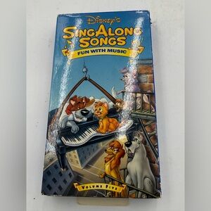 Disneys Sing Along Songs - Fun With Music (VHS, 1993),